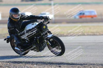 media/Feb-05-2023-Classic Track Day (Sun) [[c35aca4a42]]/Group 2/session 4 turn 4/